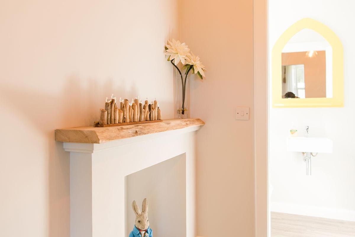 The Merryburn - Rooms And Courtyard Studios 던켈드 외부 사진