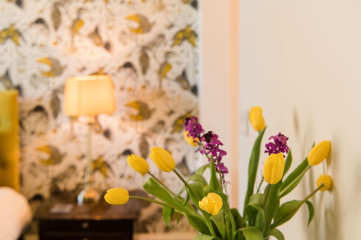 The Merryburn - Rooms And Courtyard Studios 던켈드 외부 사진