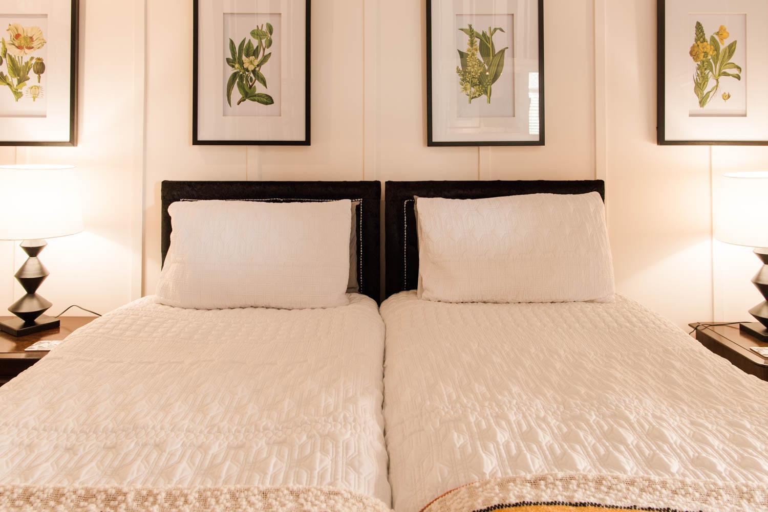 The Merryburn - Rooms And Courtyard Studios 던켈드 외부 사진