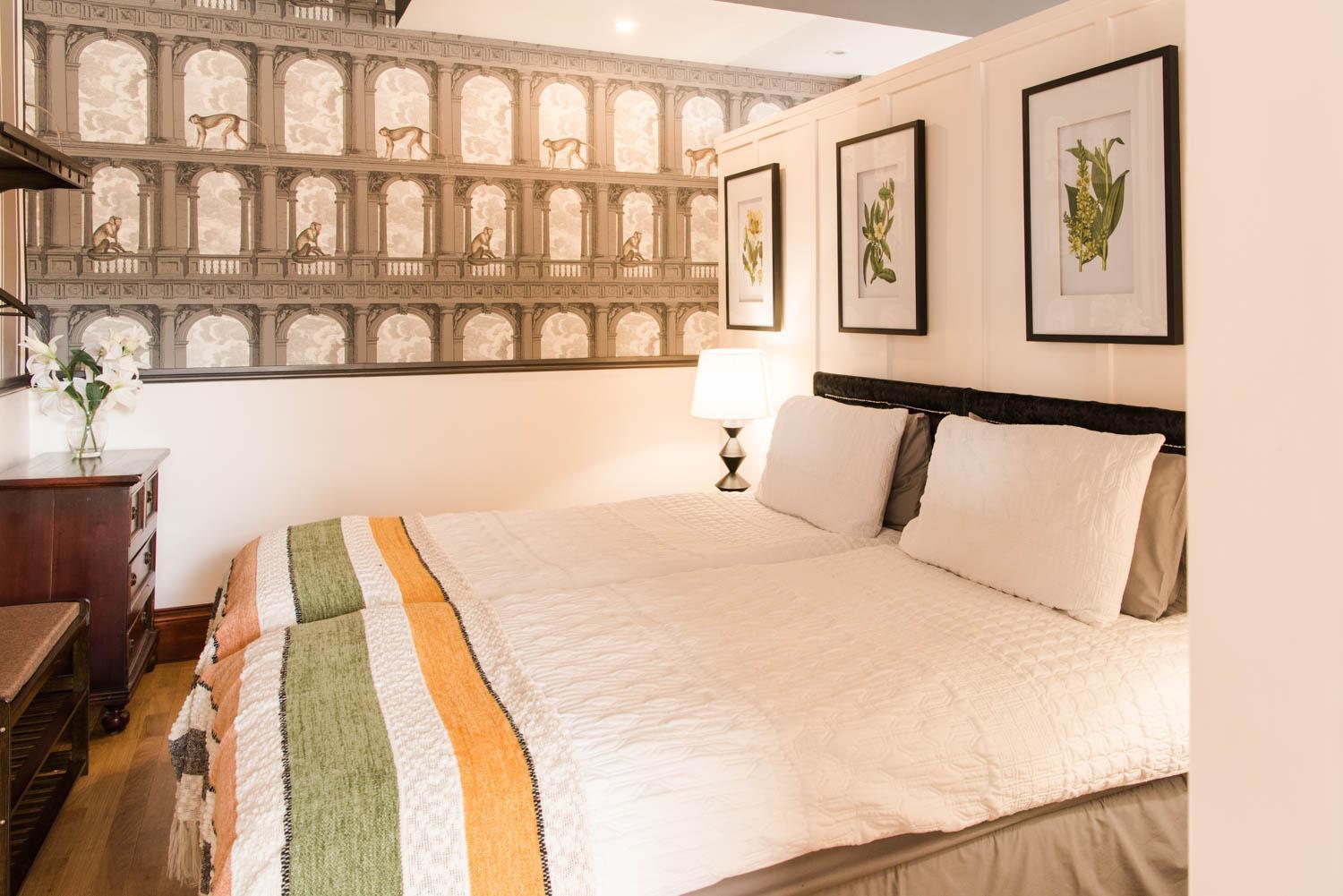 The Merryburn - Rooms And Courtyard Studios 던켈드 외부 사진