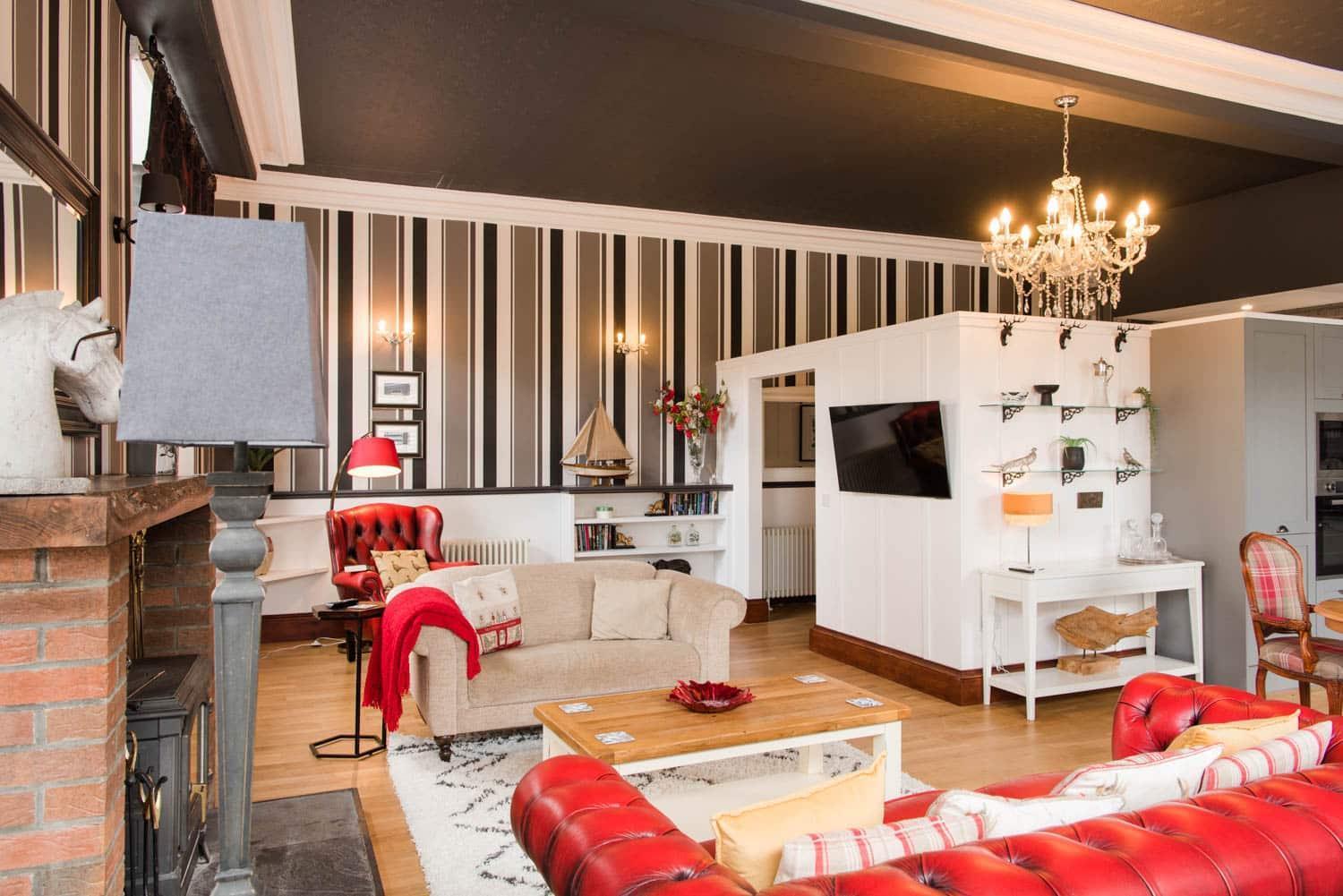The Merryburn - Rooms And Courtyard Studios 던켈드 외부 사진