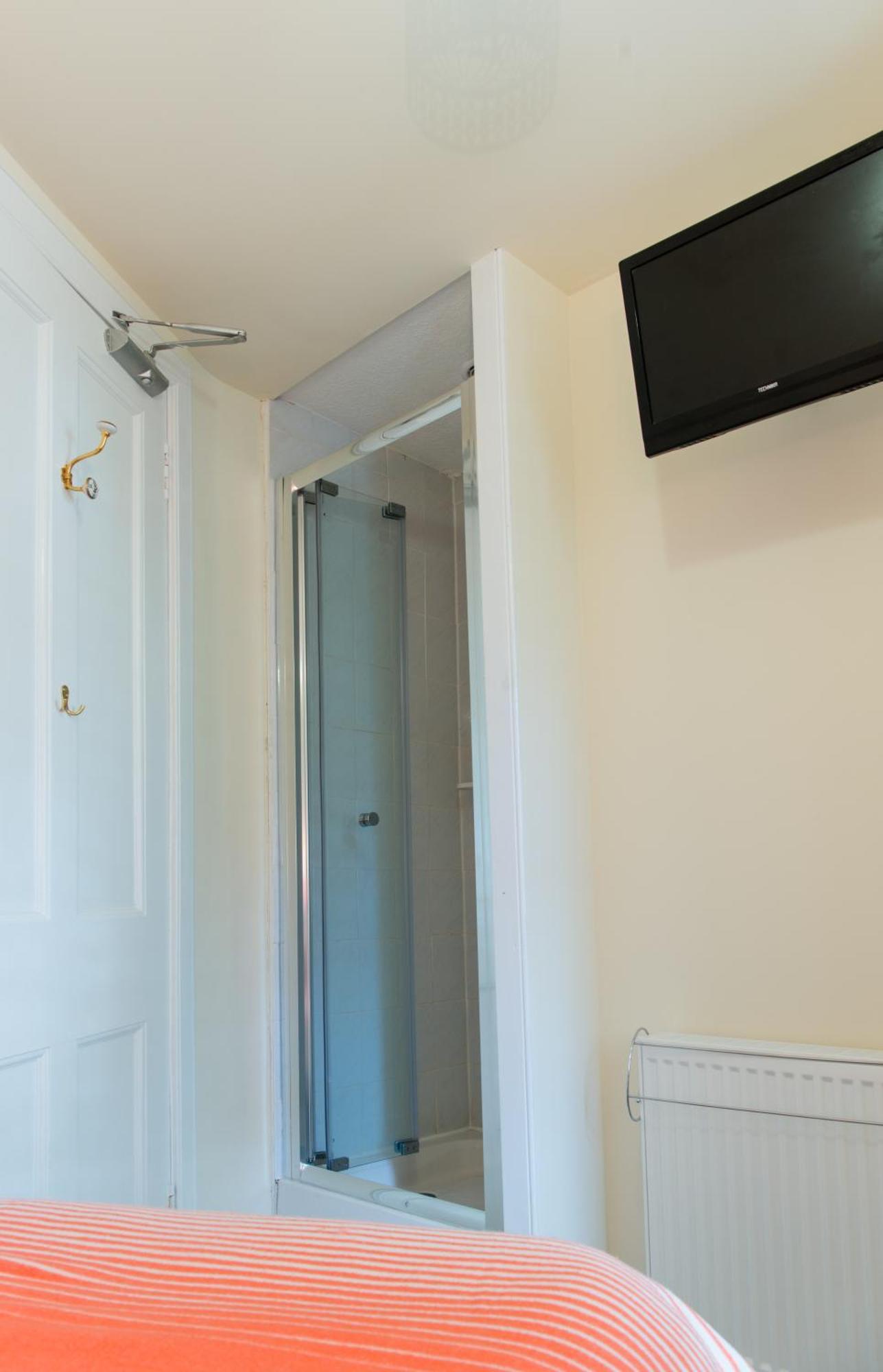 The Merryburn - Rooms And Courtyard Studios 던켈드 외부 사진