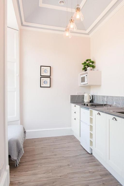 The Merryburn - Rooms And Courtyard Studios 던켈드 외부 사진