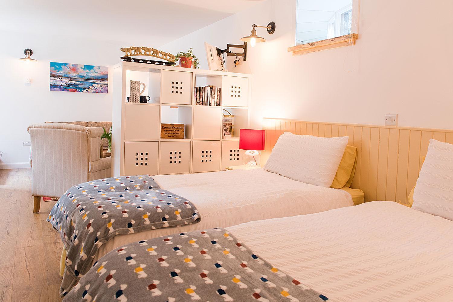 The Merryburn - Rooms And Courtyard Studios 던켈드 외부 사진